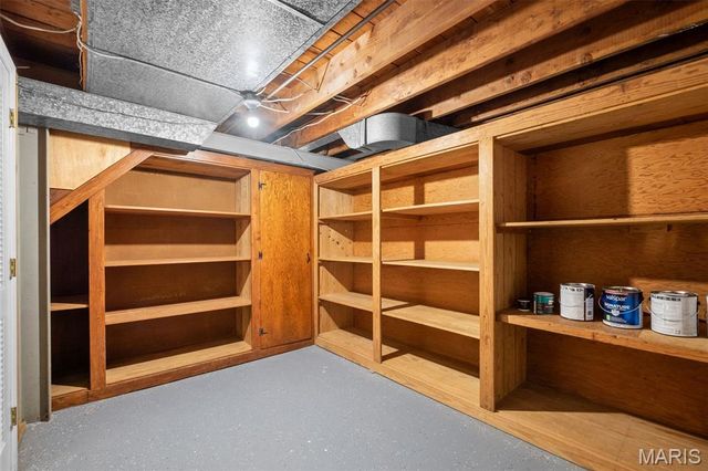 3641 Park Crest Drive, Mehlville, MO 63125