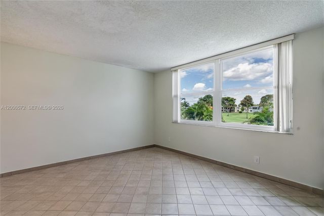 7610 NW 18th St 203, Margate, FL 33063