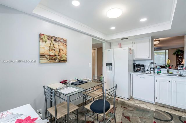 7610 NW 18th St 203, Margate, FL 33063