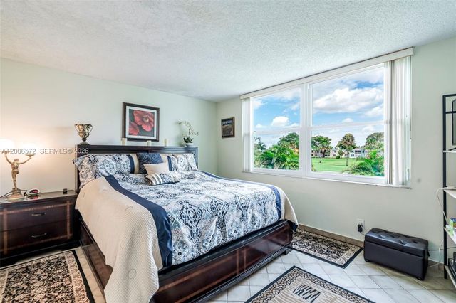 7610 NW 18th St 203, Margate, FL 33063