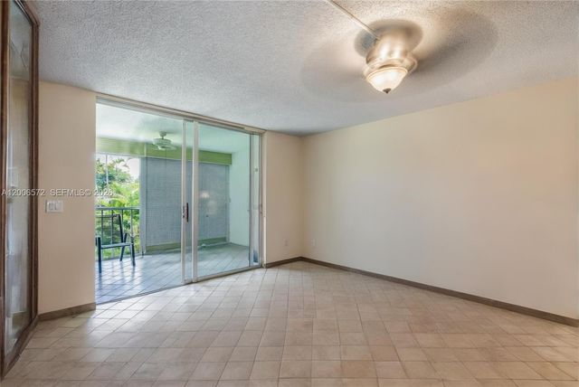 7610 NW 18th St 203, Margate, FL 33063