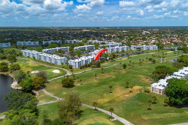 7610 NW 18th St 203, Margate, FL 33063