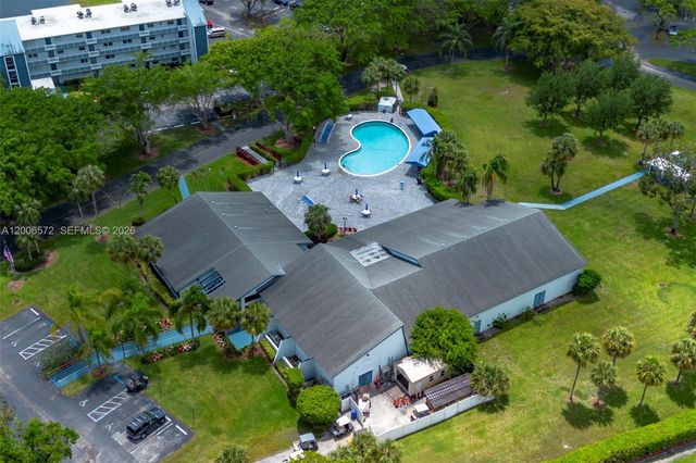 7610 NW 18th St 203, Margate, FL 33063