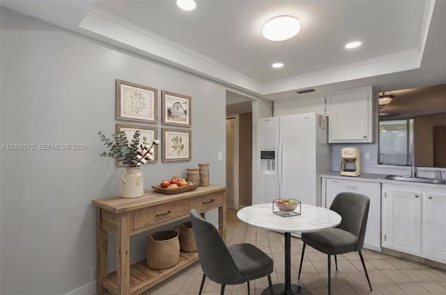 7610 NW 18th St 203, Margate, FL 33063