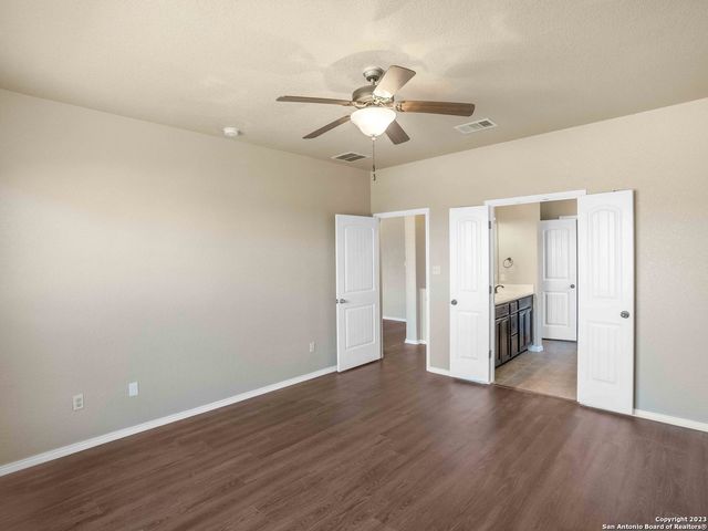 8611 LANTANA SPGS, Converse, TX 78109