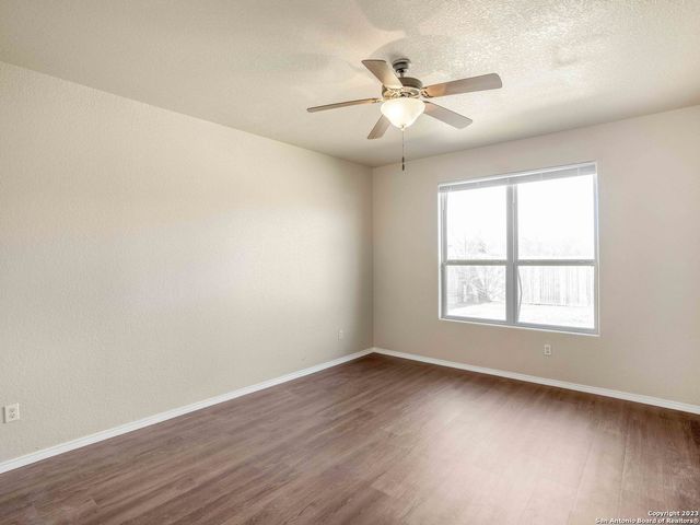 8611 LANTANA SPGS, Converse, TX 78109