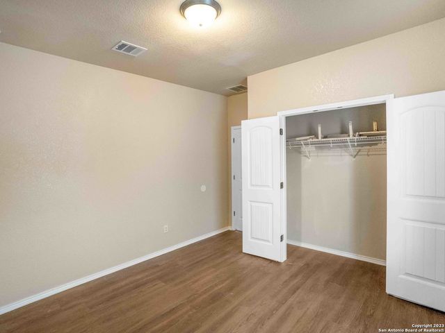 8611 LANTANA SPGS, Converse, TX 78109