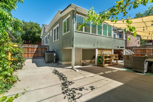 1914 7th St, Sacramento, CA 95811