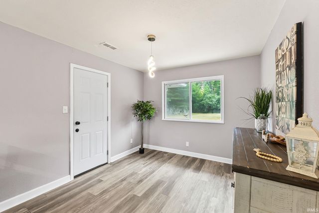 5857 Stellhorn Road, Fort Wayne, IN 46815