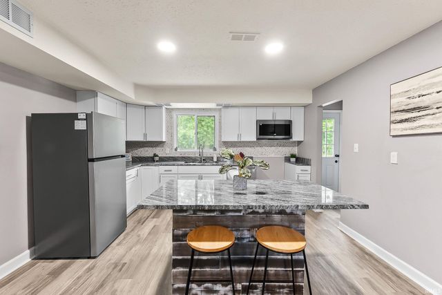 5857 Stellhorn Road, Fort Wayne, IN 46815
