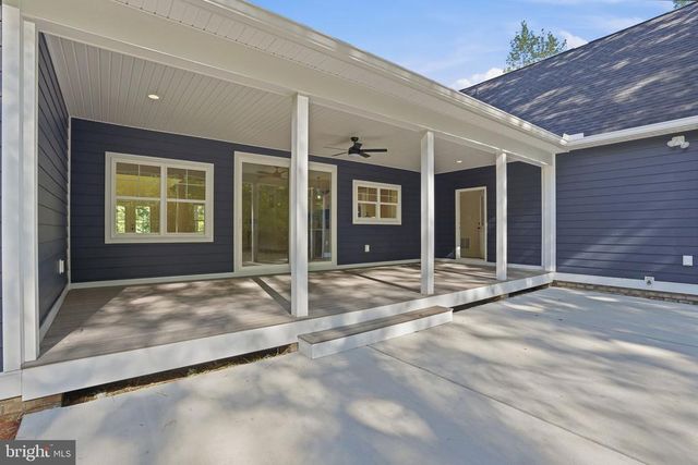 57 LIGHTHOUSE DR, Bumpass, VA 23024