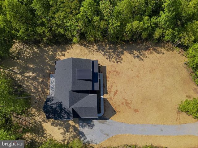 57 LIGHTHOUSE DR, Bumpass, VA 23024