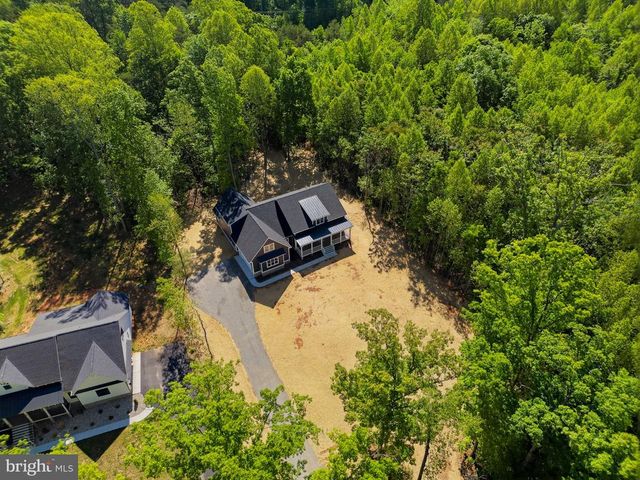 57 LIGHTHOUSE DR, Bumpass, VA 23024