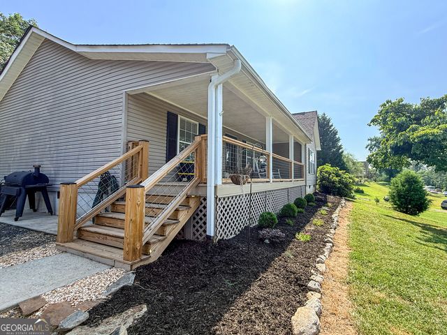 39 E Point Drive, Dahlonega, GA 30533