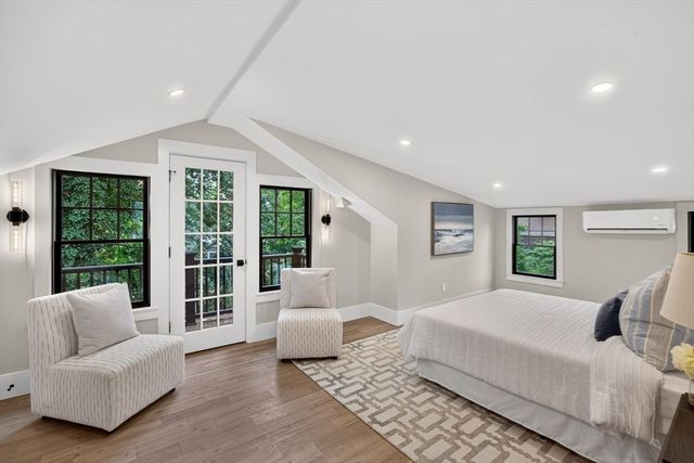 21 Brewster Street, Provincetown, MA 02657