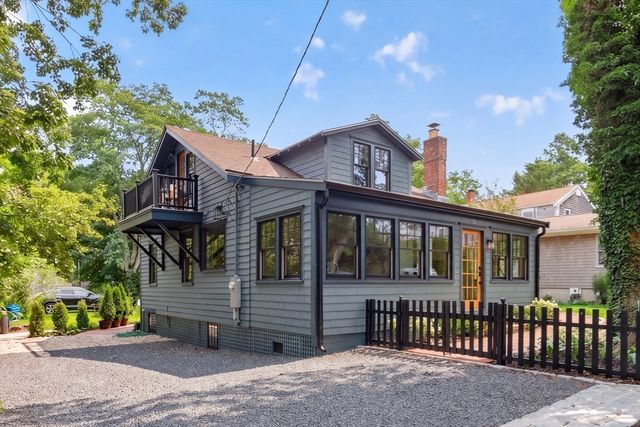 21 Brewster Street, Provincetown, MA 02657