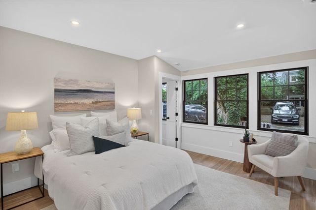 21 Brewster Street, Provincetown, MA 02657