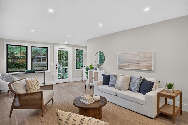 21 Brewster Street, Provincetown, MA 02657