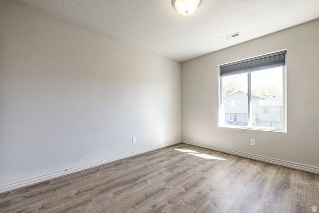 690 N 1775 W, West Point, UT 84015