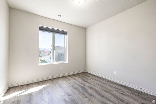 690 N 1775 W, West Point, UT 84015