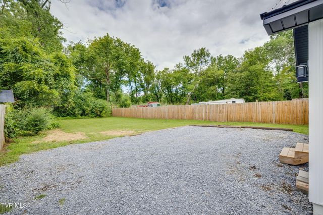1816 Mary Street, Johnson City, TN 37604