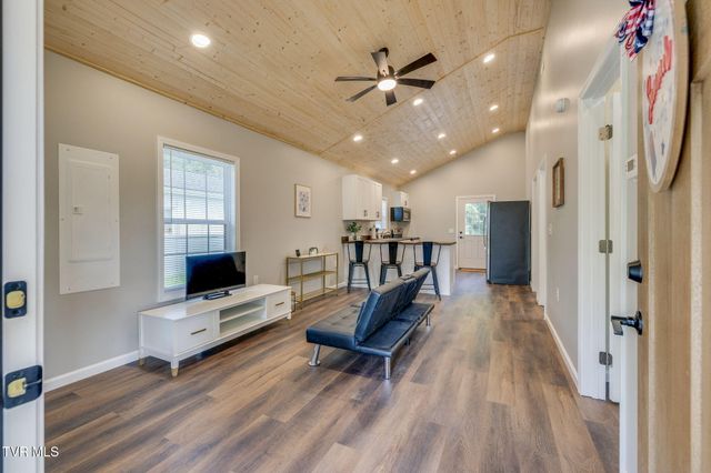 1816 Mary Street, Johnson City, TN 37604