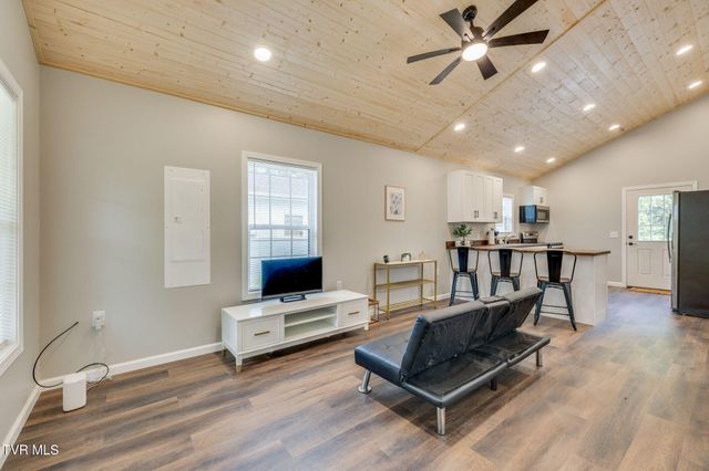 1816 Mary Street, Johnson City, TN 37604
