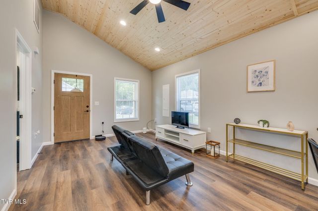 1816 Mary Street, Johnson City, TN 37604