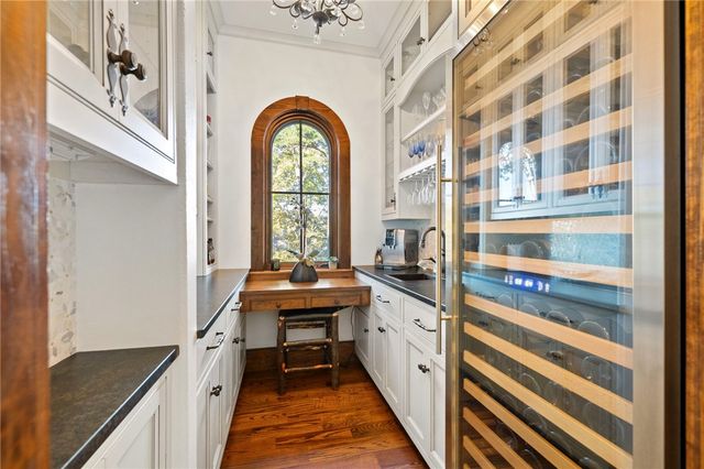 208 Deep Cove Point, Sunset, SC 29685