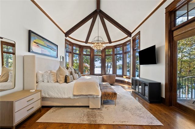 208 Deep Cove Point, Sunset, SC 29685