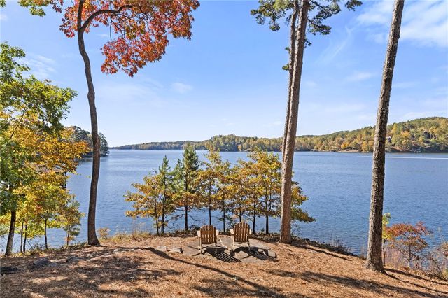 208 Deep Cove Point, Sunset, SC 29685
