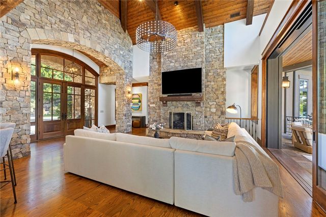 208 Deep Cove Point, Sunset, SC 29685