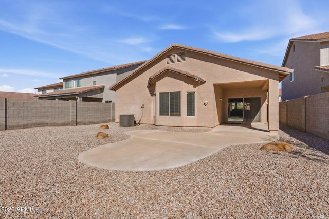807 E Bradstock Way, San Tan Valley, AZ 85140