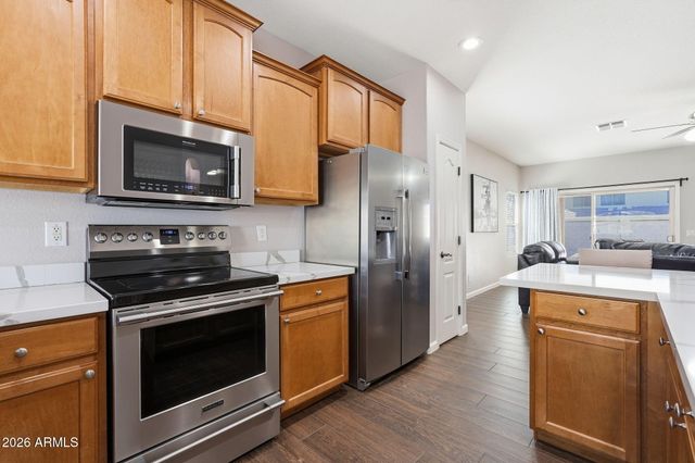 807 E Bradstock Way, San Tan Valley, AZ 85140