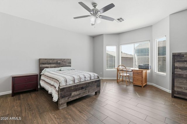 807 E Bradstock Way, San Tan Valley, AZ 85140