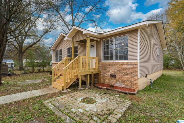 2104 26TH AVENUE N, Bessemer, AL 35023