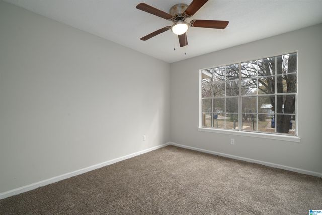 2104 26TH AVENUE N, Bessemer, AL 35023