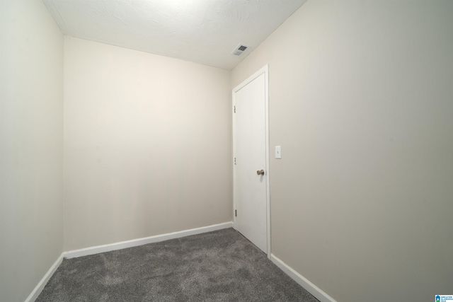 2104 26TH AVENUE N, Bessemer, AL 35023