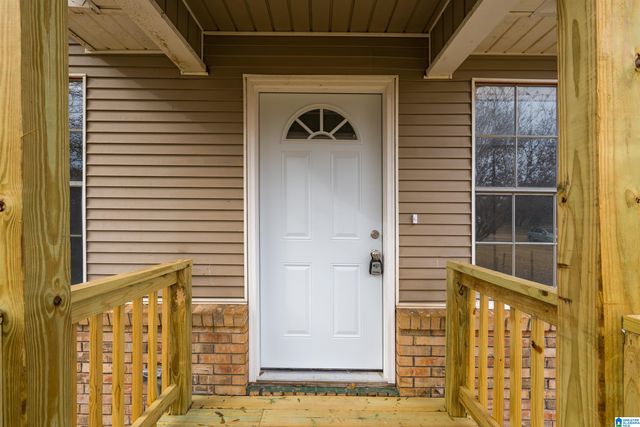 2104 26TH AVENUE N, Bessemer, AL 35023