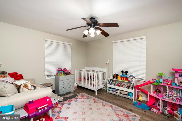 24 SAINT JOHN ST, Pemberton, NJ 08068