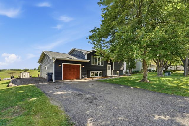 1240 Lokhorst Street, Baldwin, WI 54002