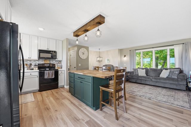 1240 Lokhorst Street, Baldwin, WI 54002