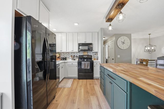 1240 Lokhorst Street, Baldwin, WI 54002
