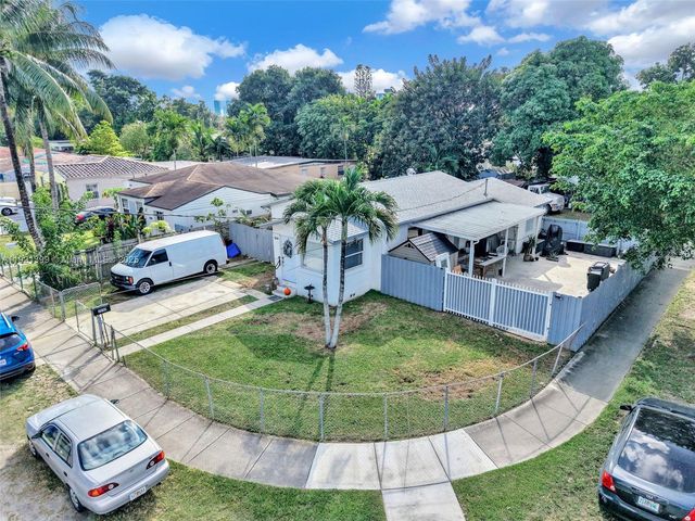2040 NW 34th St, Miami, FL 33142