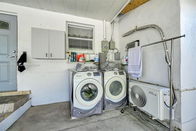 2040 NW 34th St, Miami, FL 33142