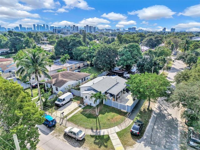 2040 NW 34th St, Miami, FL 33142