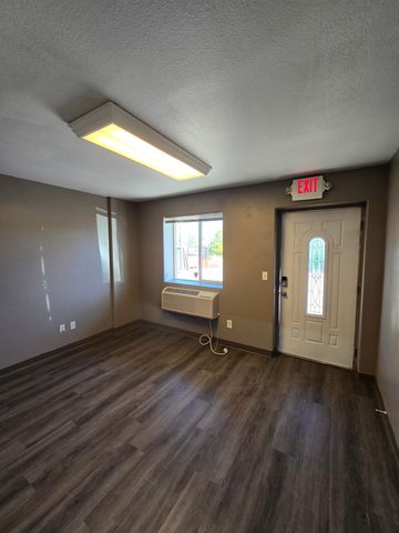 802 1st Ave Unit B, Grand Junction, CO 81501