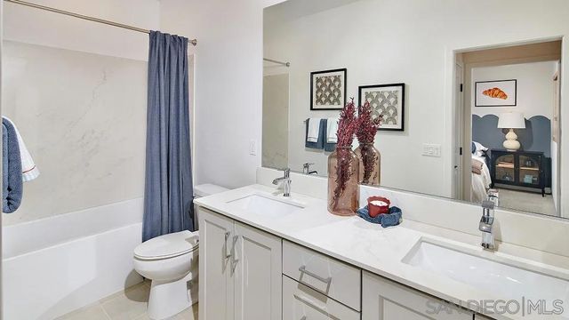 2214 Mountain Laurel Road, San Marcos, CA 92078