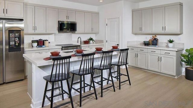 2214 Mountain Laurel Road, San Marcos, CA 92078