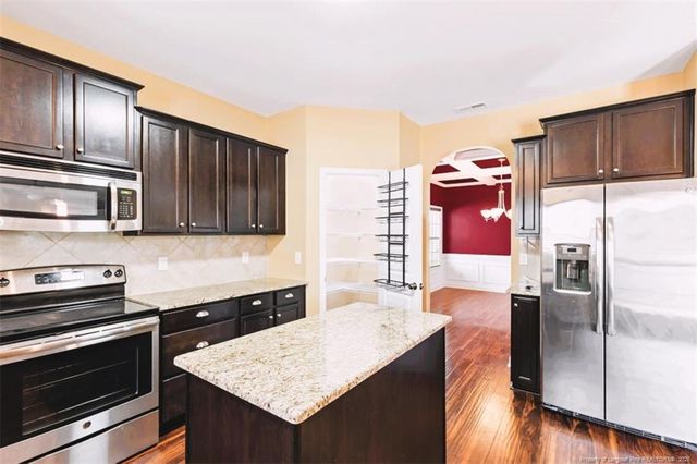 6005 Crown Ridge Court, Fayetteville, NC 28314